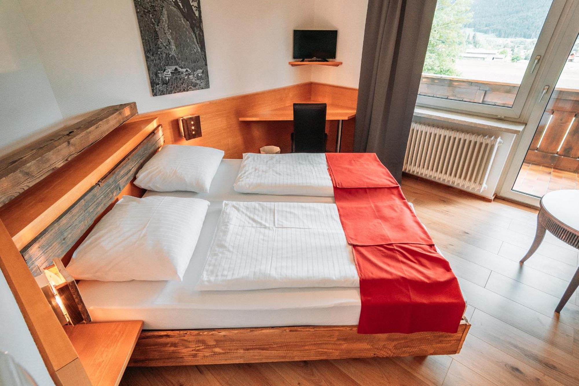 Hahnenkamm Hostel Reutte Δωμάτιο φωτογραφία